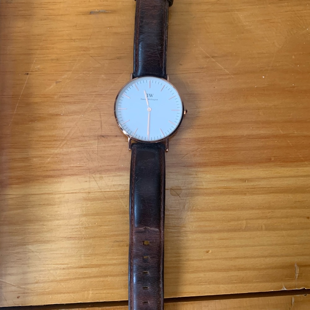 DW watch